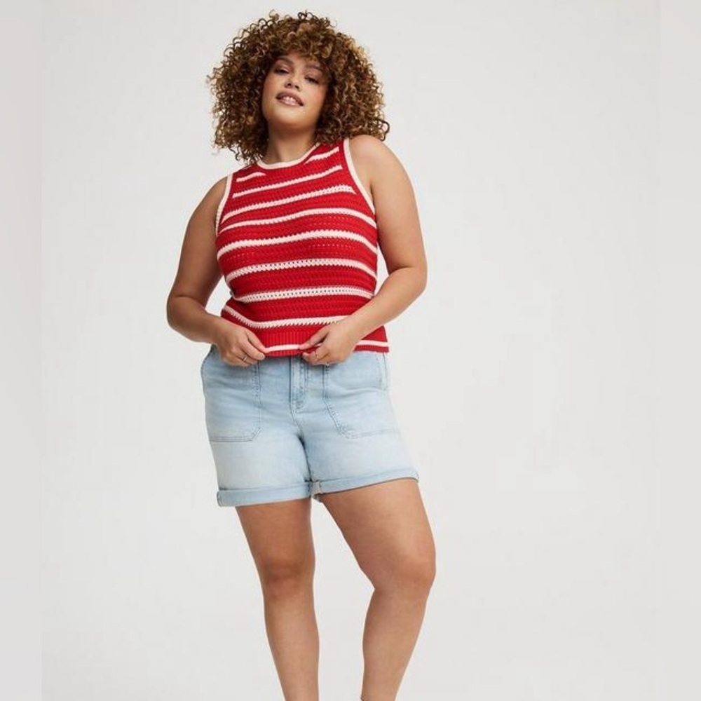 Cropped Open Stitch Tank